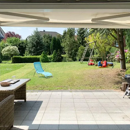 Ferienwohnung Urlaubszeit アパート