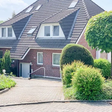 Ferienwohnung Urlaubszeit アパート シャルボイツ