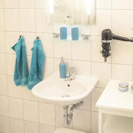 Ferienwohnung Urlaubszeit アパート *